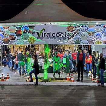 Tenda temática do Grupo Viralcool é atração na Festa do Pescador em Castilho