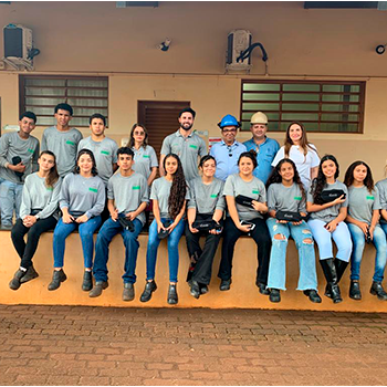 Alunos do Jovem Agricultor do Futuro visitam a Viralcool Pitangueiras